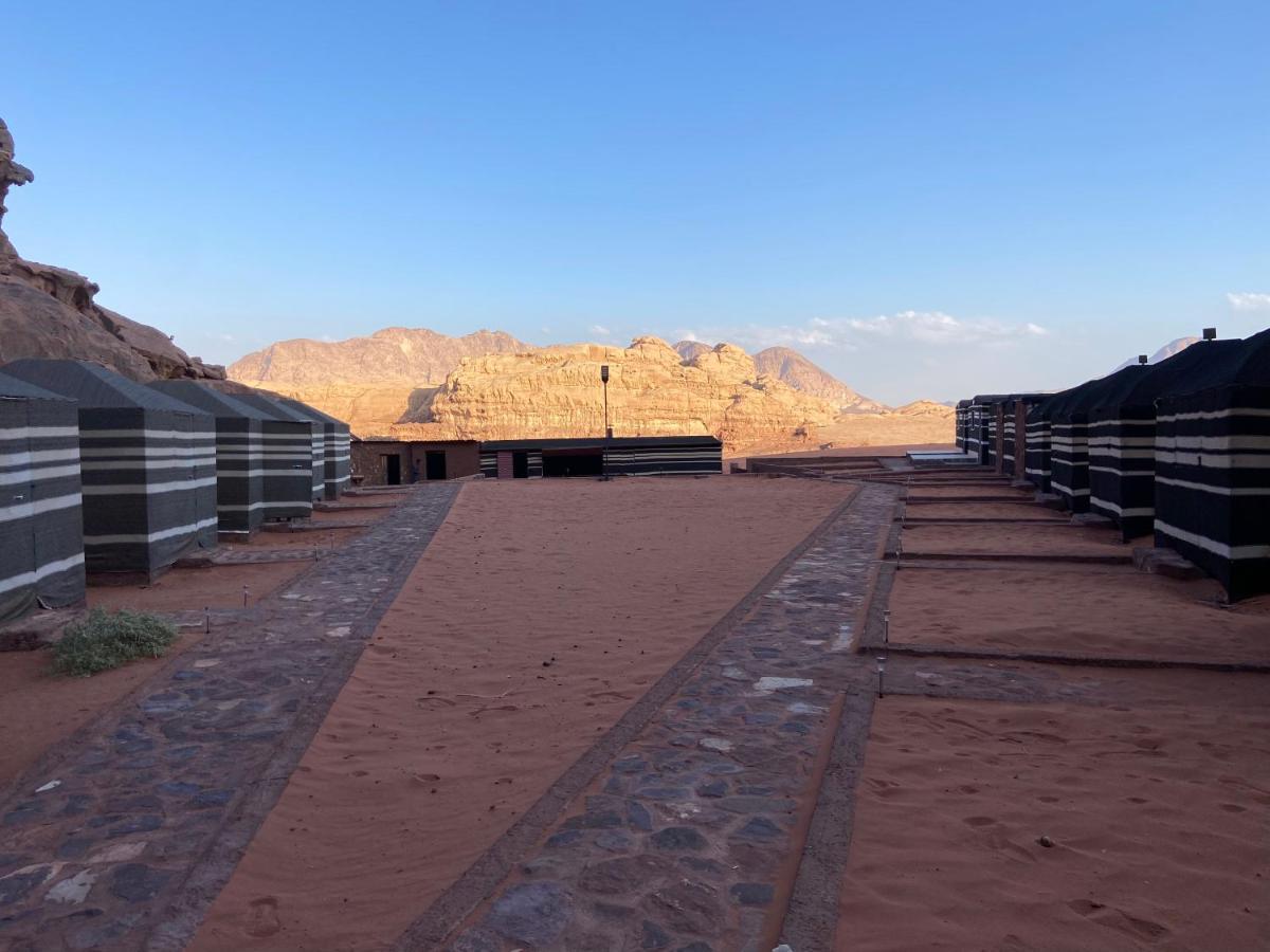Wadi Rum Quiet Sky Exteriör bild