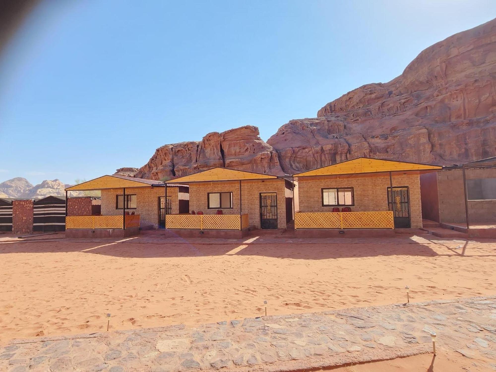 Wadi Rum Quiet Sky Exteriör bild